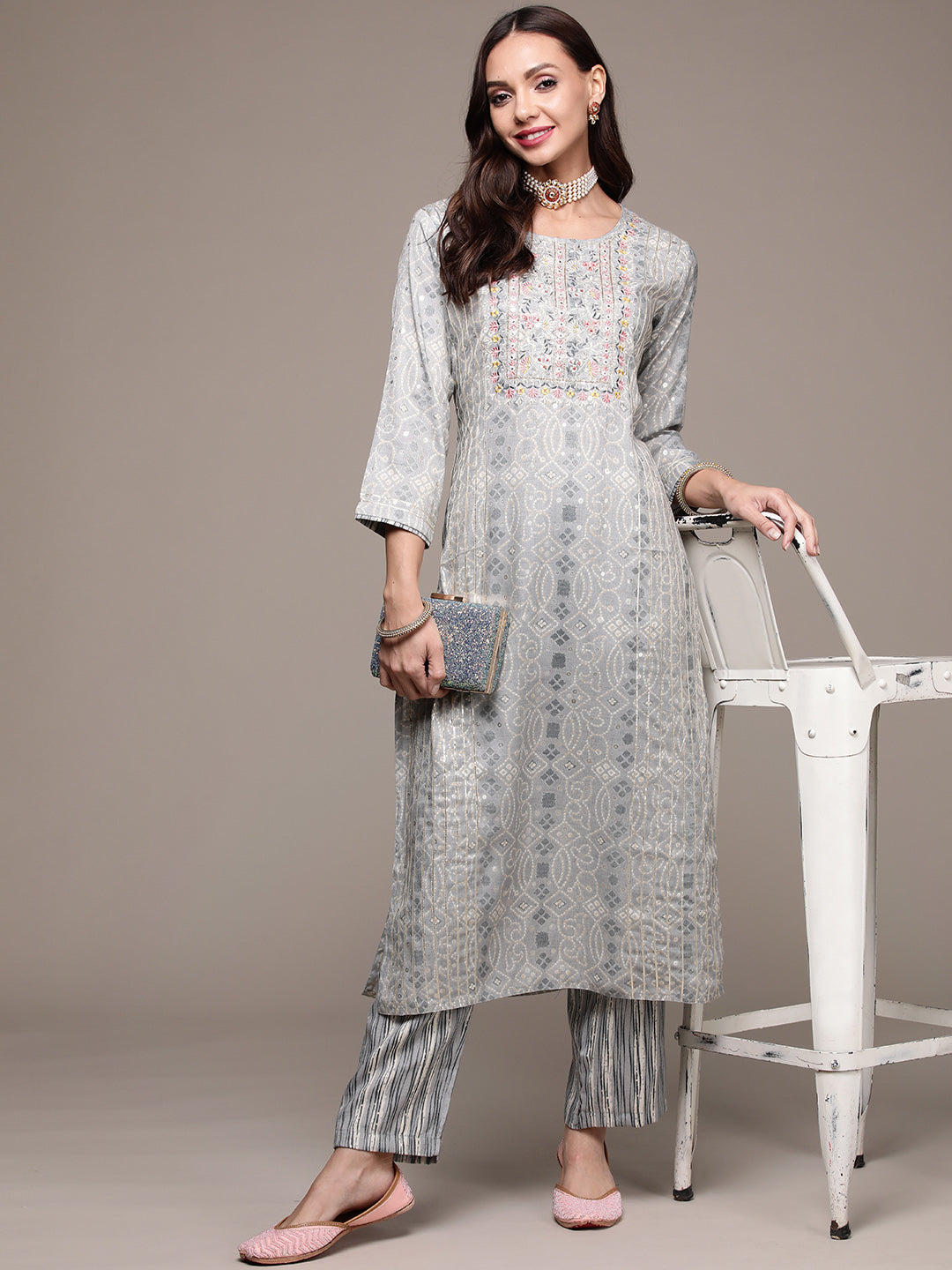 Women's Grey Bandhani Printed Embroidered Kurta with Trousers