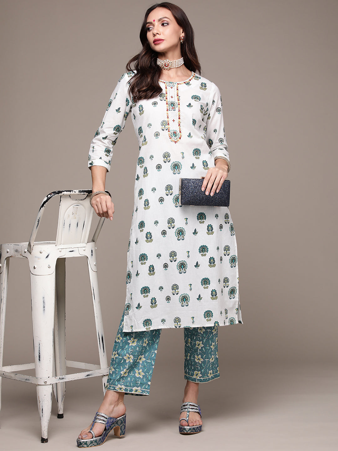 Women's Off white Embroidered Printed Kurta Set with Trousers