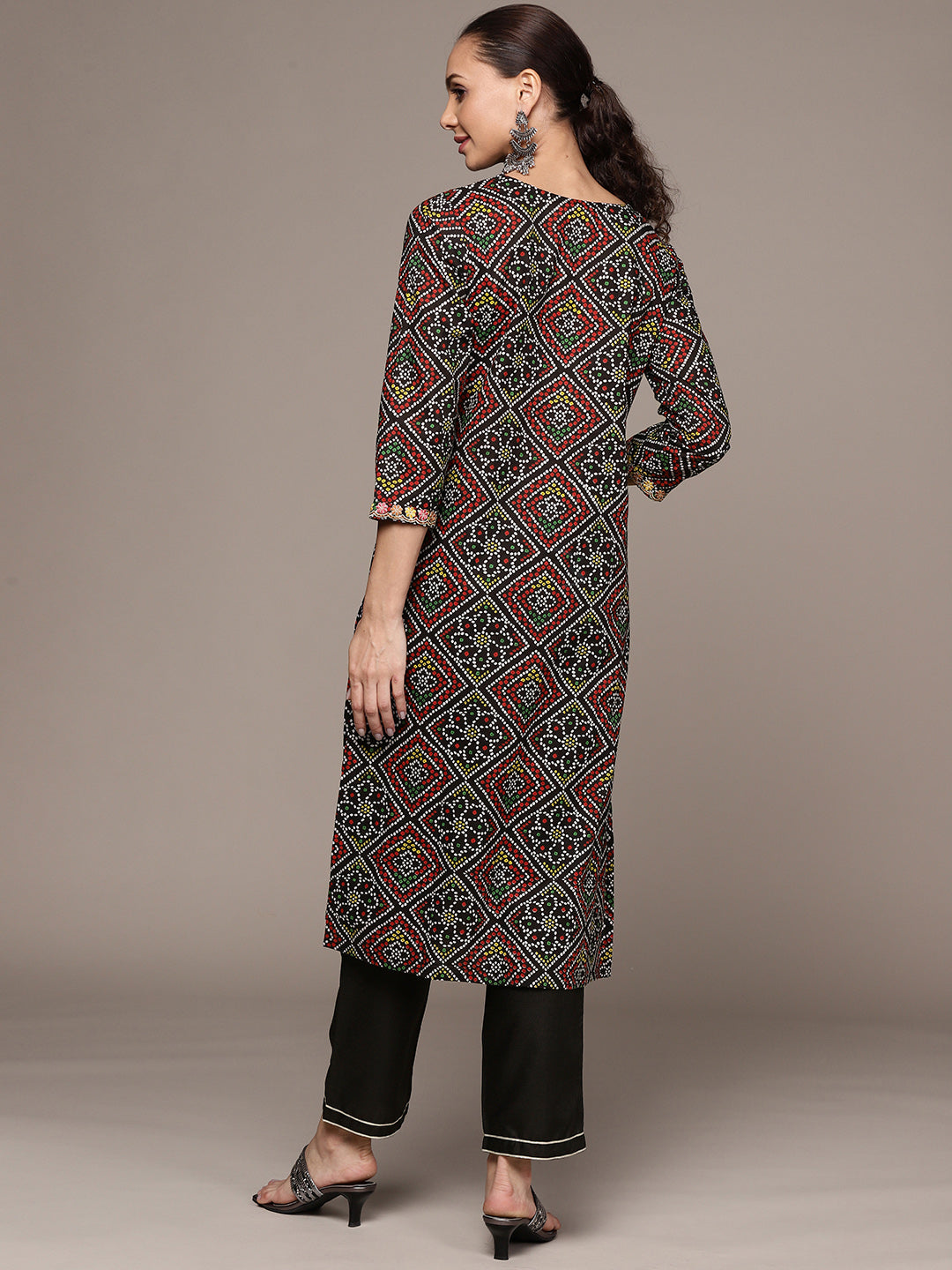 Women's Black Embroidered Bandhani Printed Kurta Set with Trousers