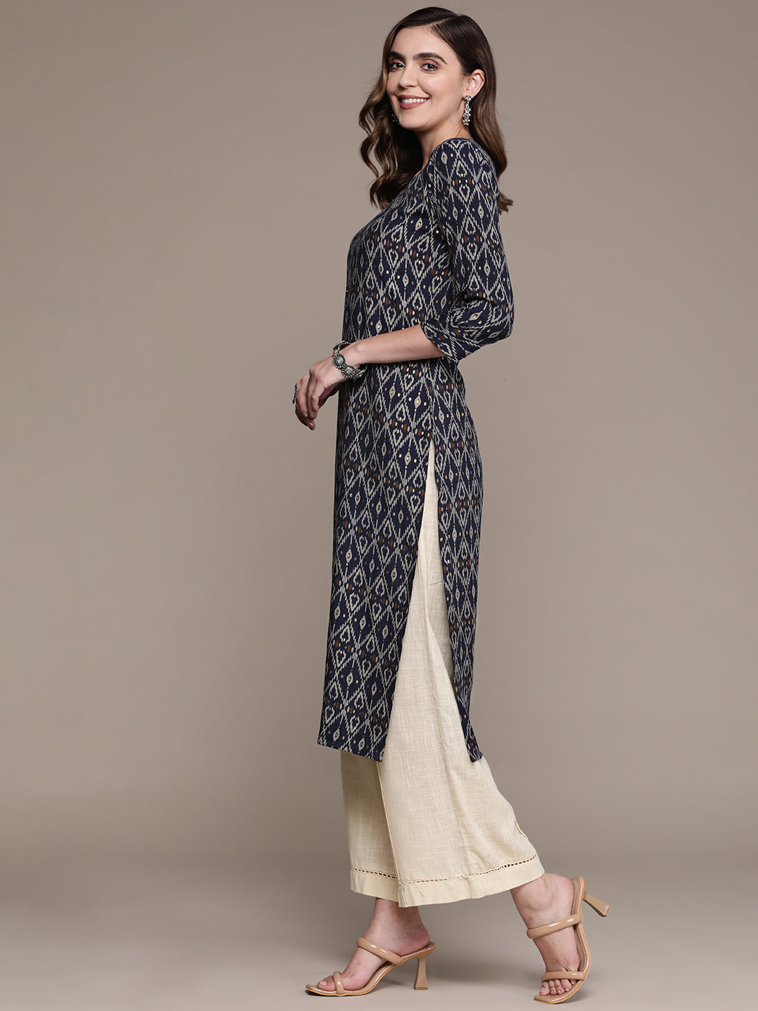 Navy Blue & Beige Ethnic Motifs Printed Straight Kurta