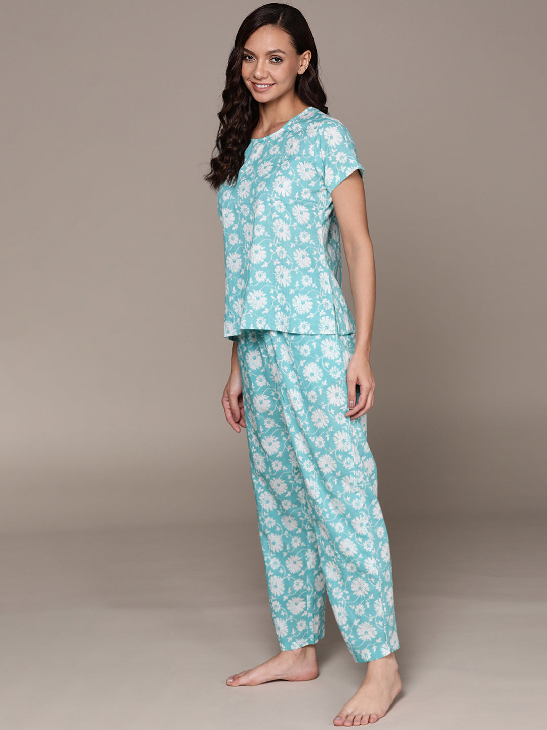 Women's's Cyan Floral Printed Pure Cotton Night Suit