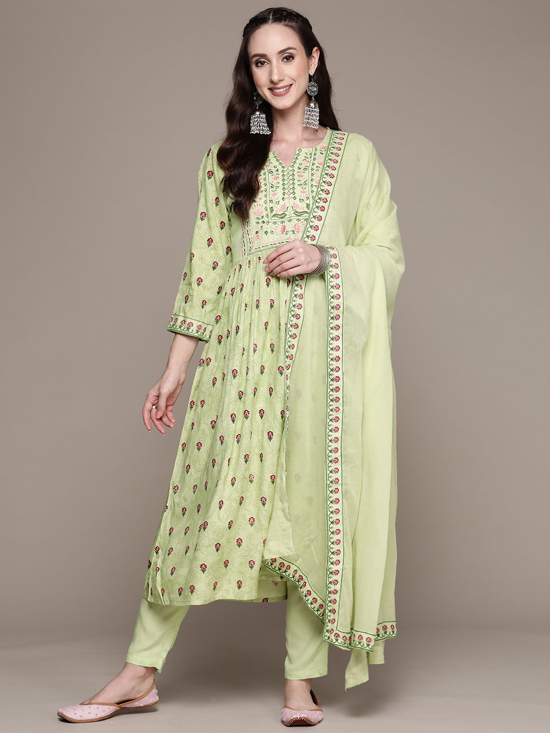Women's Green Floral Embroidered Kurta with Trousers With Dupatta