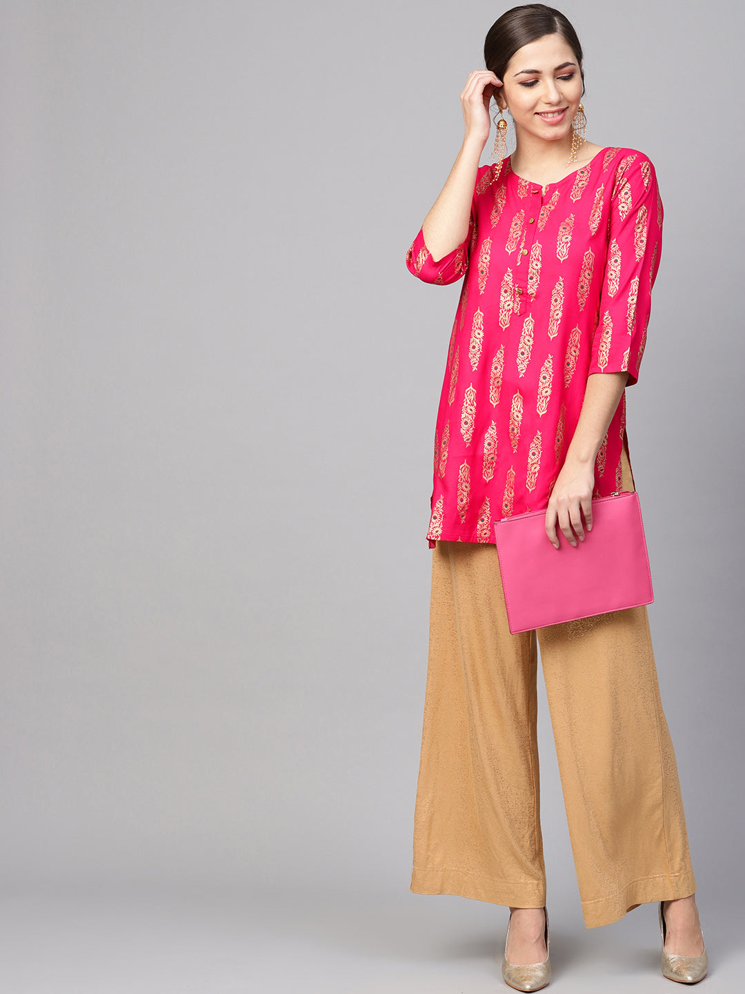 Women's Pink Golden Foil Print Straight Kurti